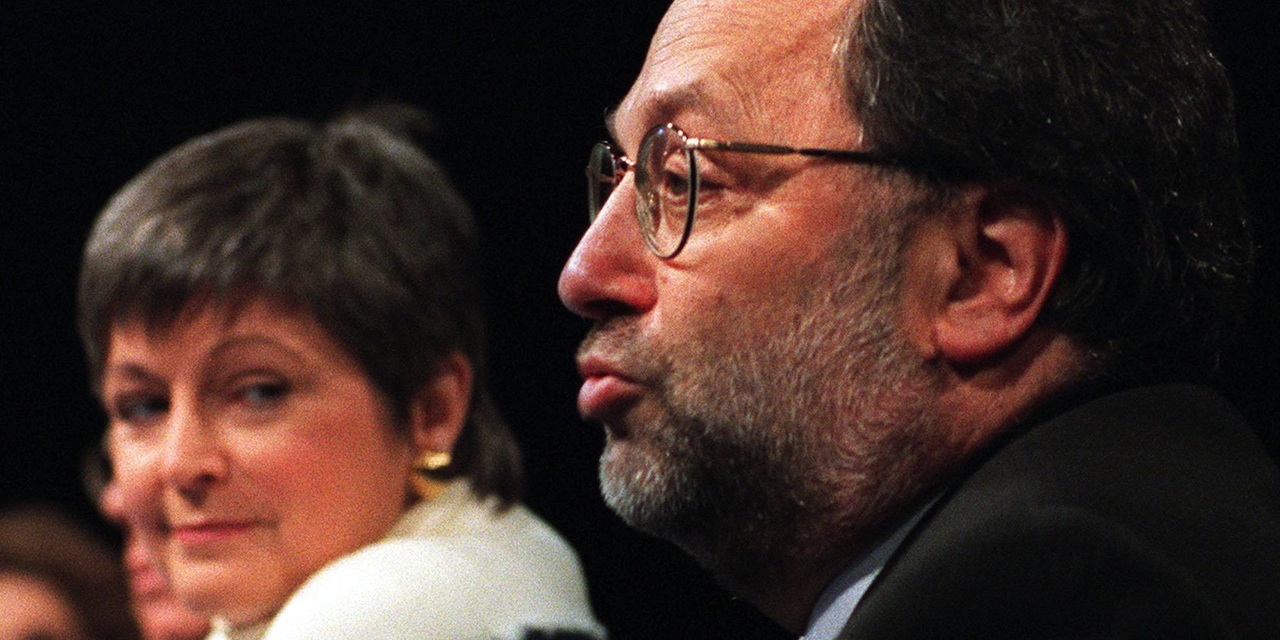 Former CBC President Robert Rabinovitch and former board chair  Guylaine Saucier (CP, 2000)