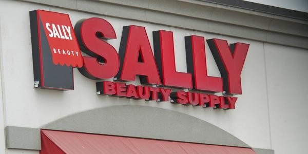 sally-beauty-signage*600xx2006-1337-51-0